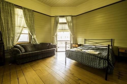 The Middle Pub Hotel มัลลัมบิมบี ภายนอก รูปภาพ