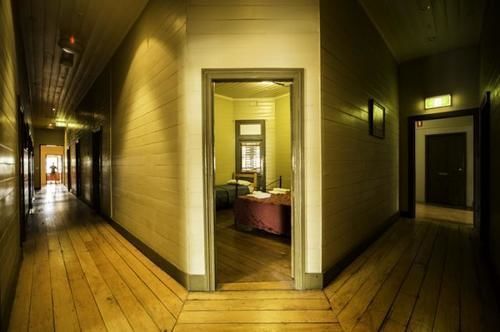 The Middle Pub Hotel มัลลัมบิมบี ภายนอก รูปภาพ